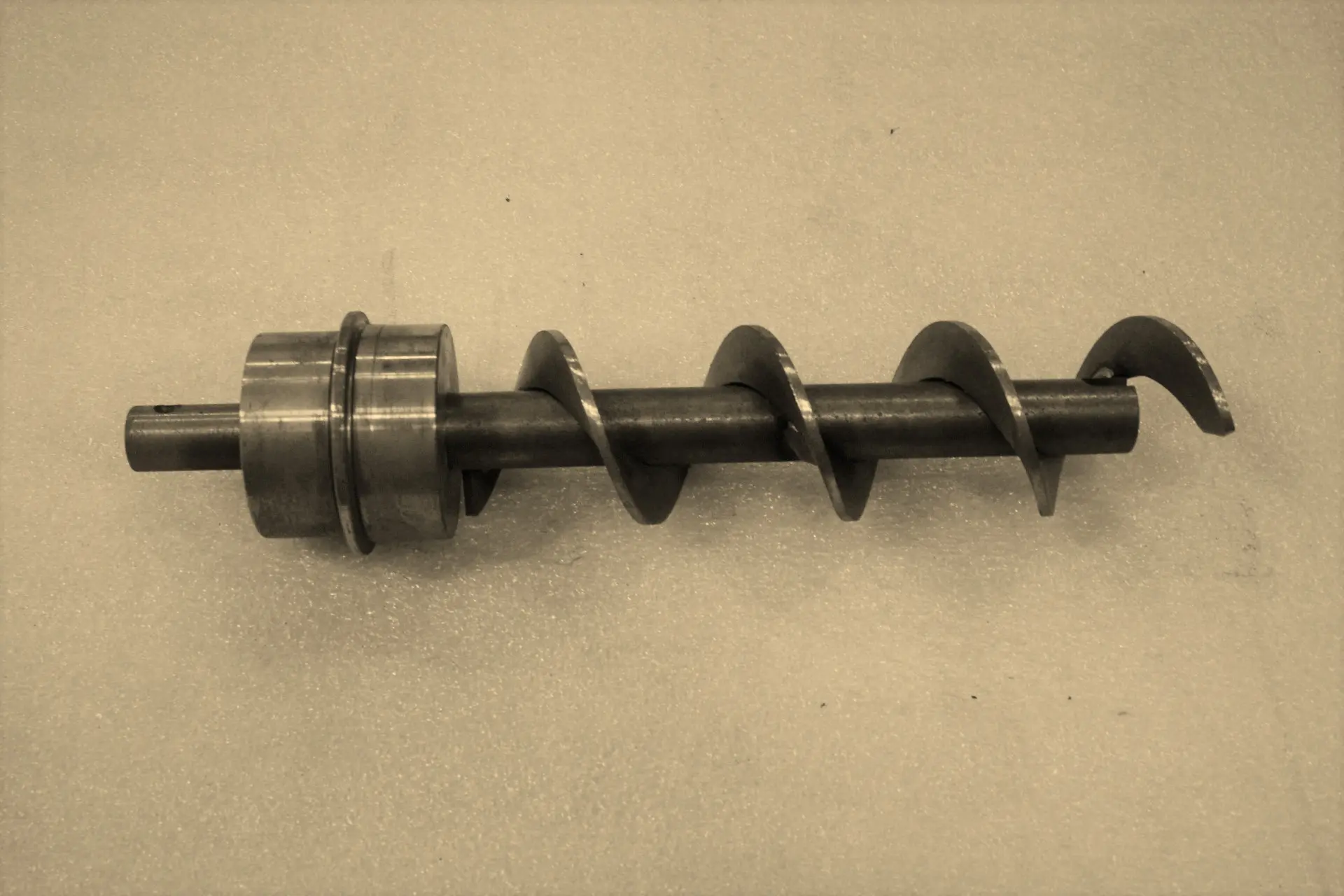 3-50-00465 Auger (44 Magnum)