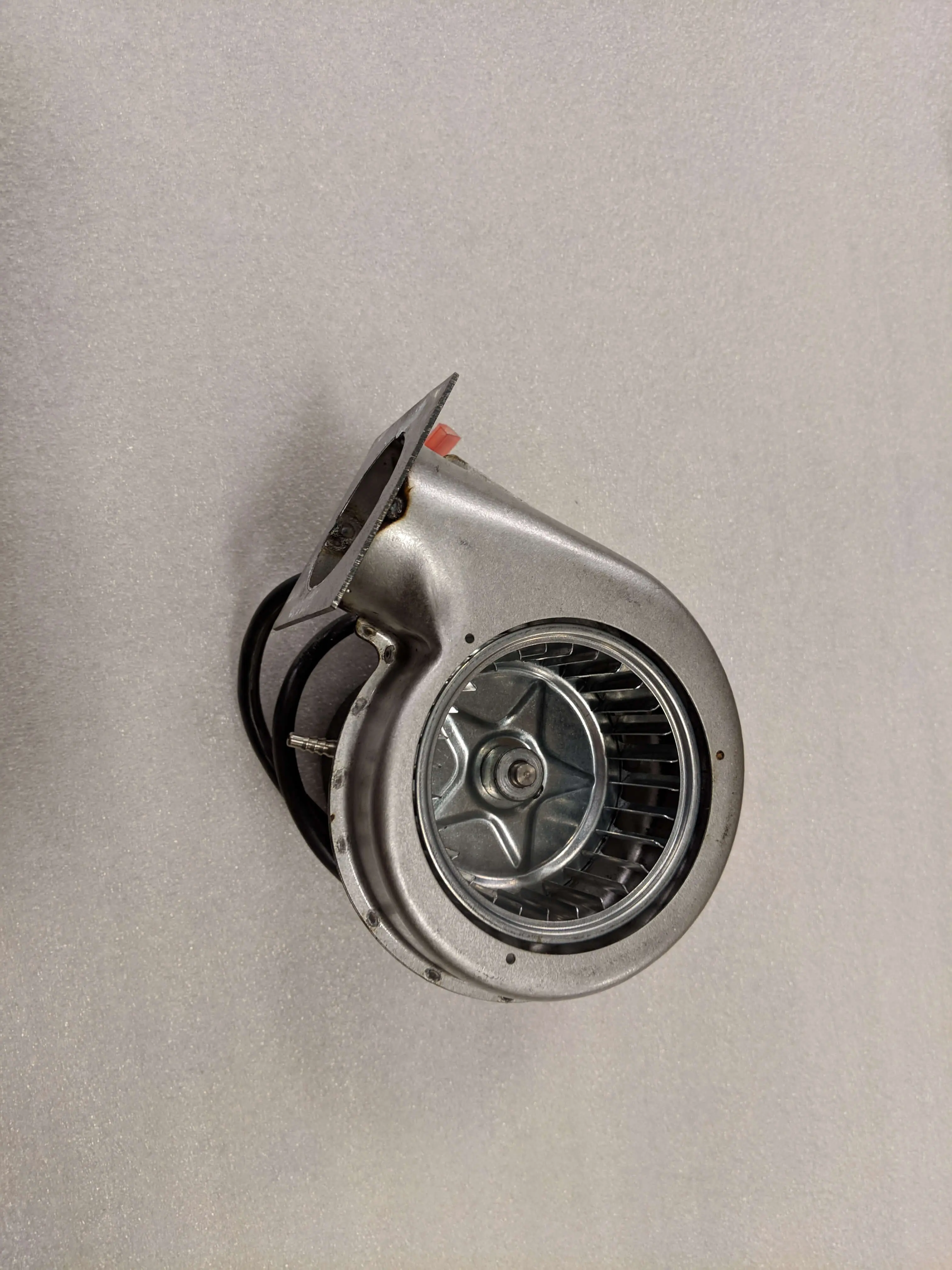 1-10-70219720 Combustion Blower with Flange