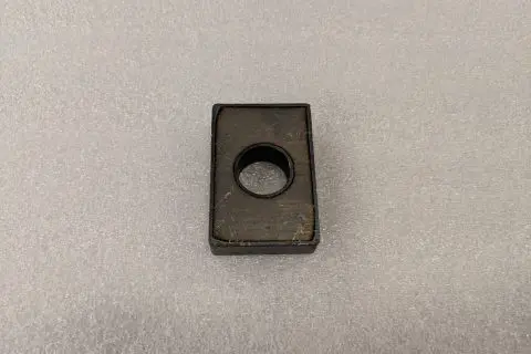 2-00-01037-1 Shaker Block (All Stoves)
