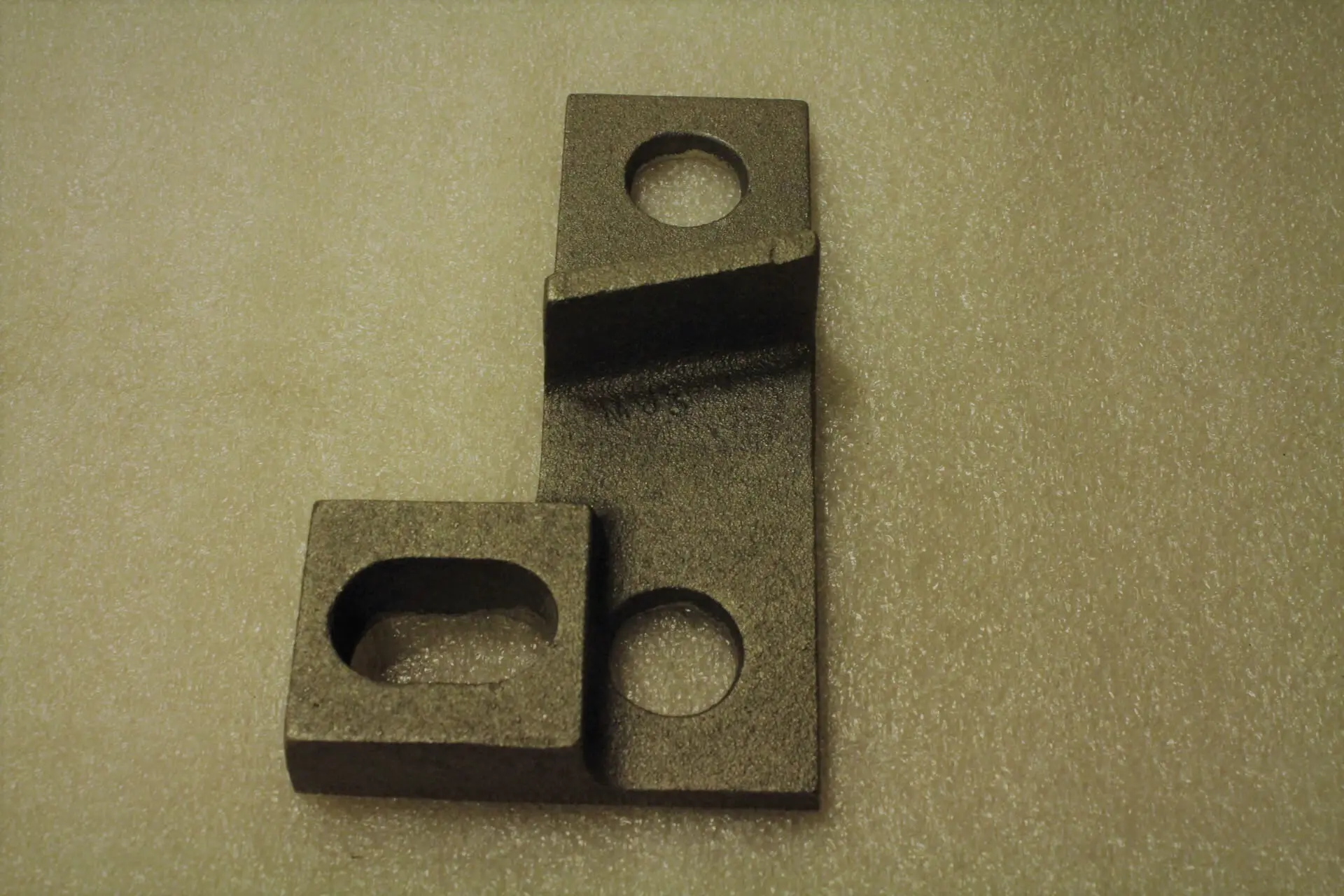 3-00-00203 2 Hole Grate Link