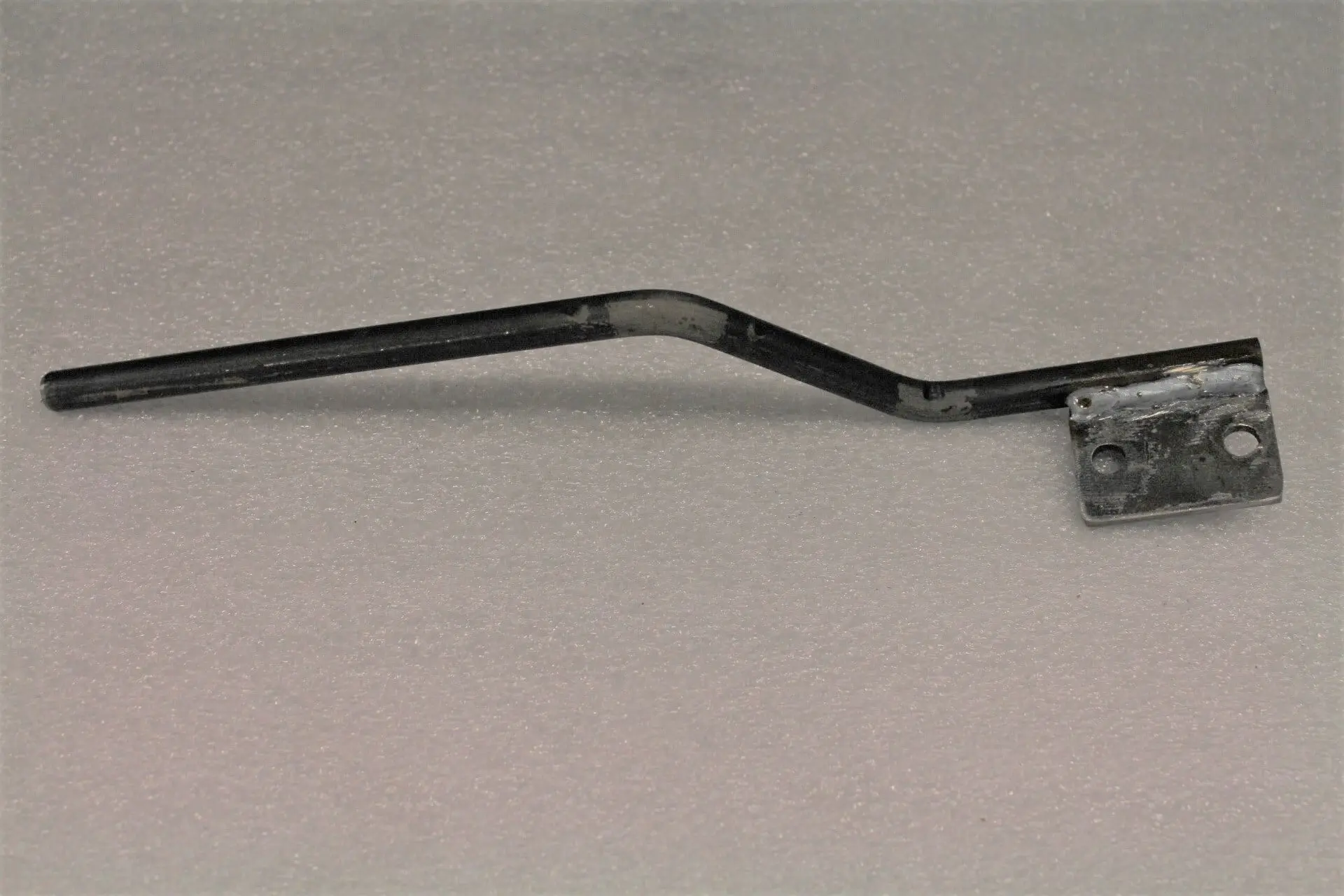 1-10-01005A Long Shaker Handle Weldment