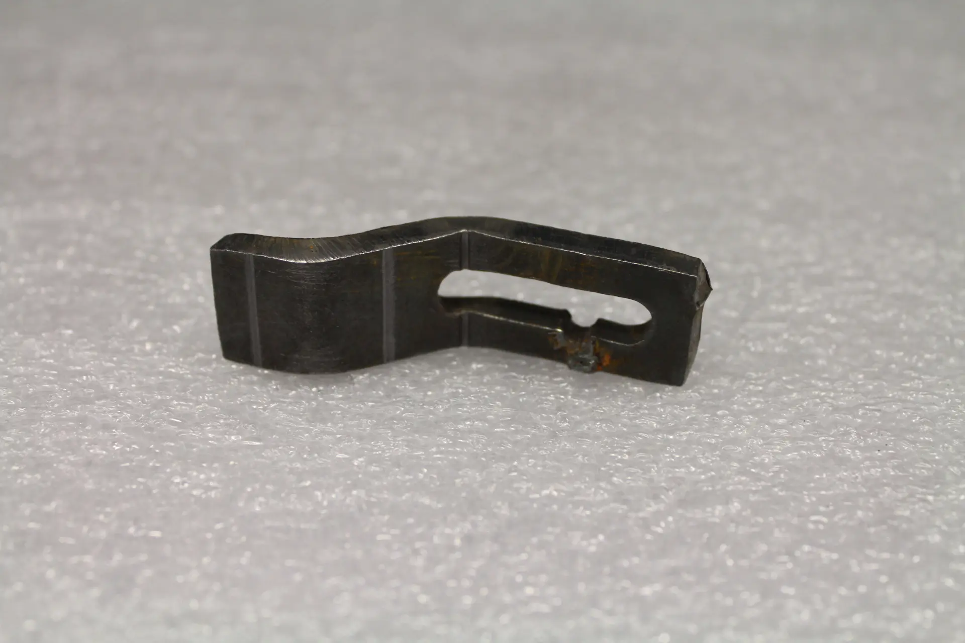 2-00-01005 Flapper Hook with Hole (SF2500)