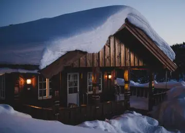 cabin-clouds-cold-950058