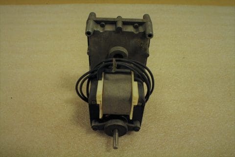 3-20-08653 Feeder Gear Motor (44 MAGNUM)